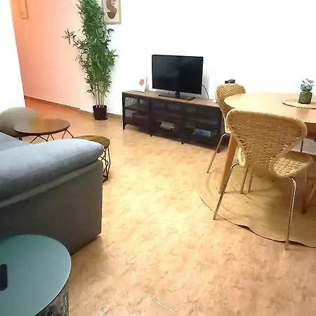 Апартаменты Centrico En By Bebalmy *